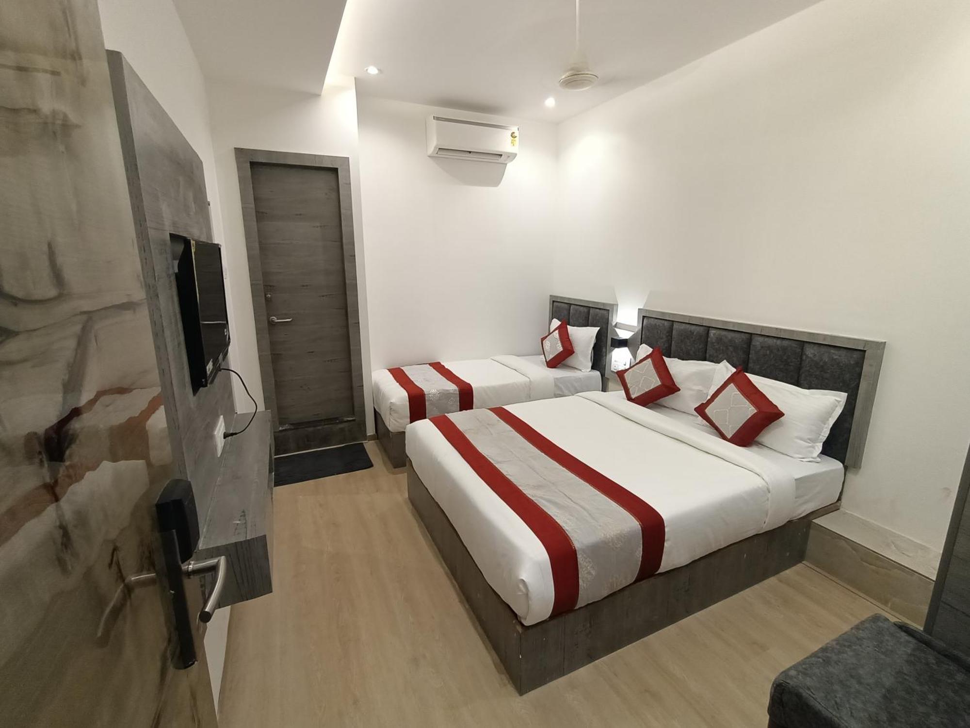 Hotel Beverly Palace Santacruz - Near Bkc - Mumbai Airport T1 المظهر الخارجي الصورة