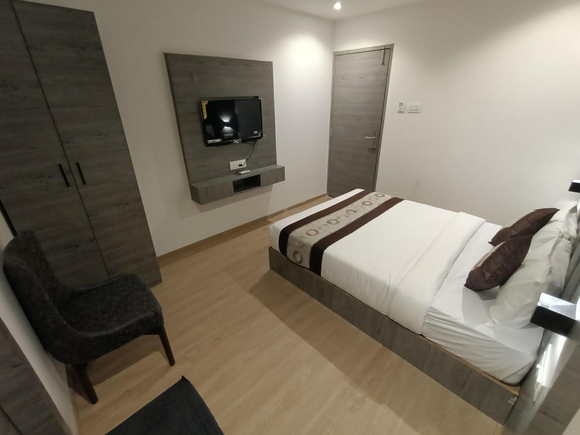 Hotel Beverly Palace Santacruz - Near Bkc - Mumbai Airport T1 المظهر الخارجي الصورة