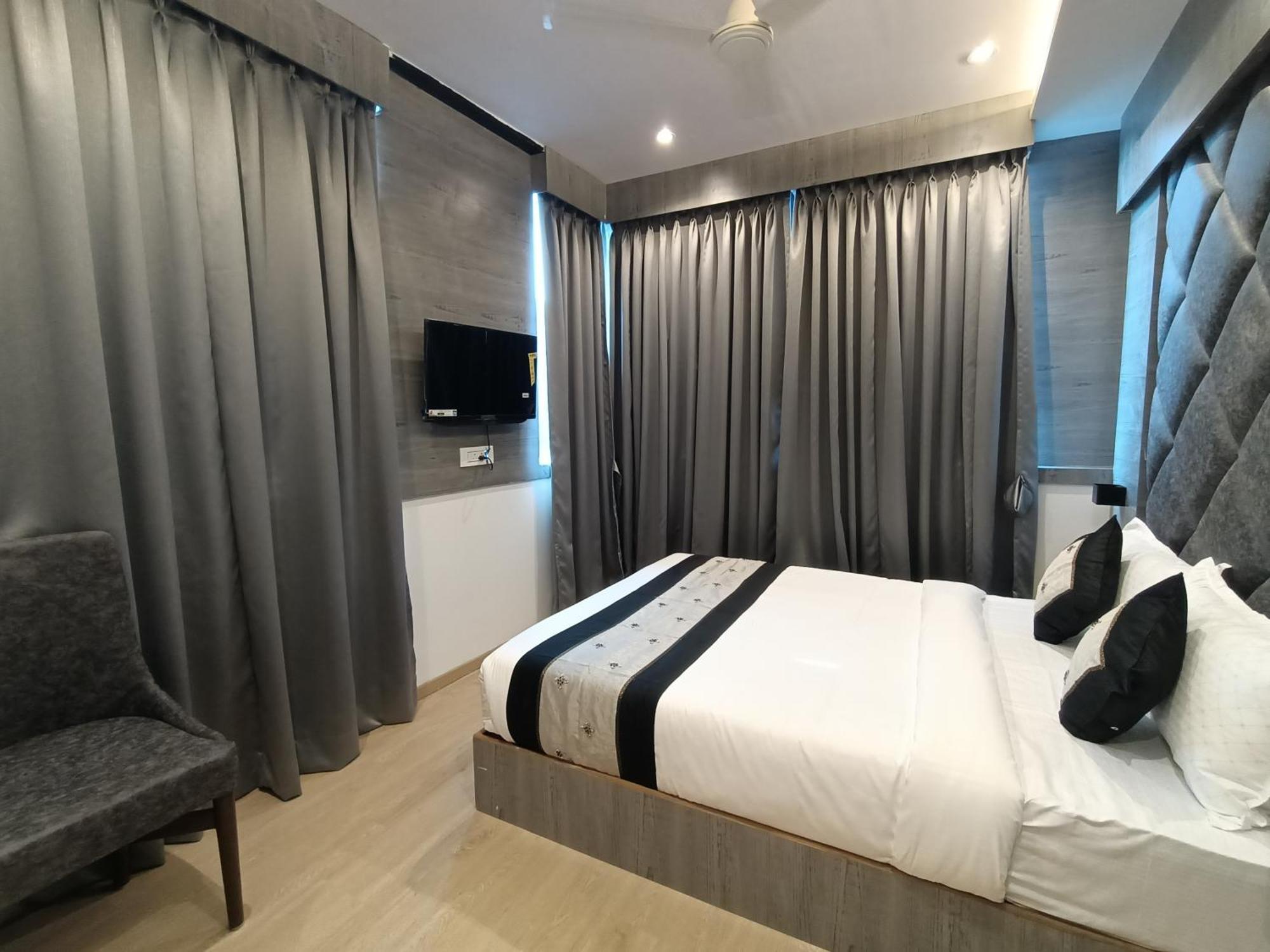 Hotel Beverly Palace Santacruz - Near Bkc - Mumbai Airport T1 المظهر الخارجي الصورة