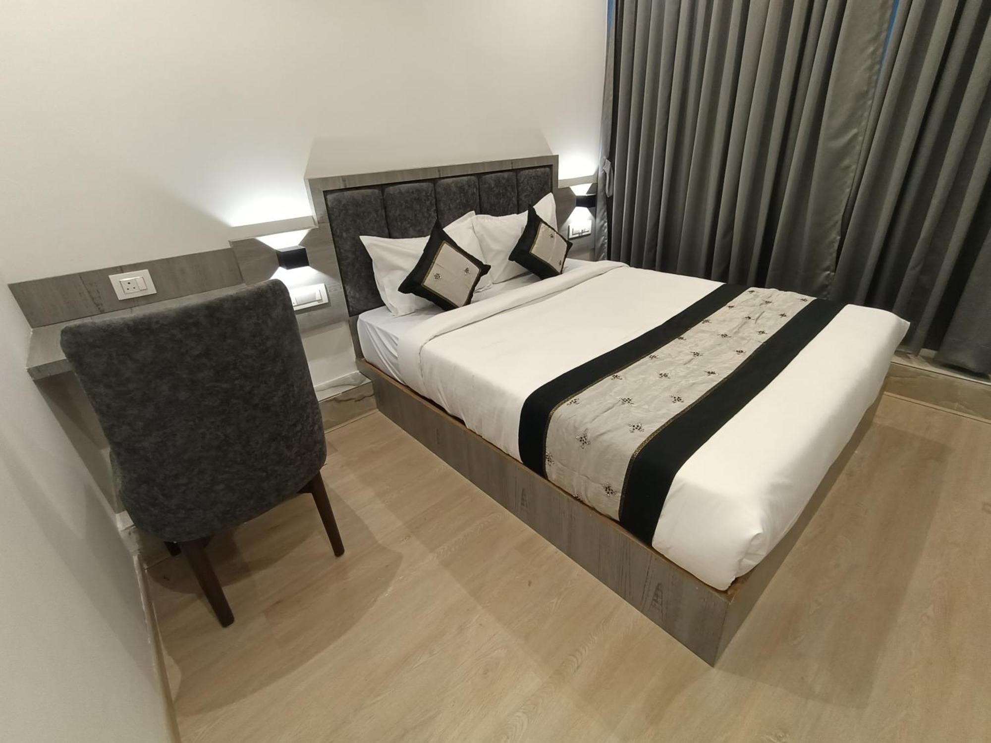 Hotel Beverly Palace Santacruz - Near Bkc - Mumbai Airport T1 المظهر الخارجي الصورة