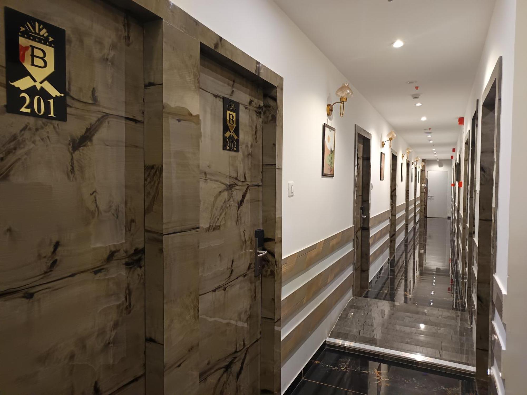 Hotel Beverly Palace Santacruz - Near Bkc - Mumbai Airport T1 المظهر الخارجي الصورة